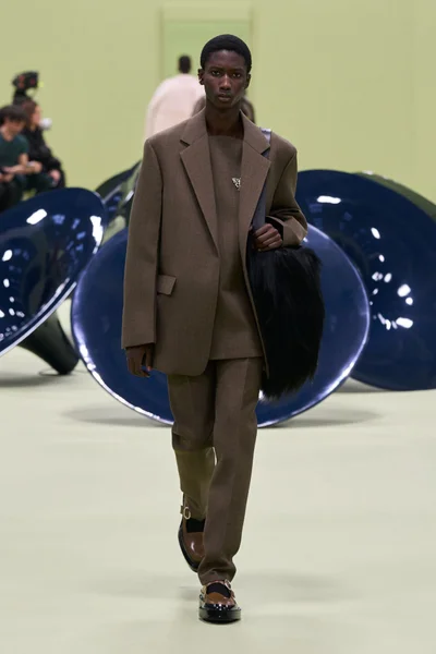 Look 21